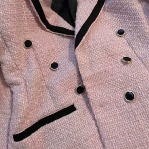 stunning classic Pink tweed double breasted blazer with black trim - Picture 9 of 14